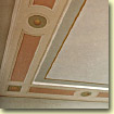 Particolare di un soffito decorato realizzato a Bergmano